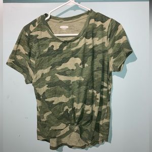 OLDNAVY CAMO PRINT TEE!!